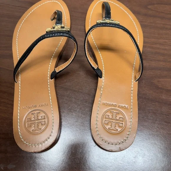 Tory Burch Black Leather Logo Thong Sandals with Tan Footbed - Picture 2 of 4